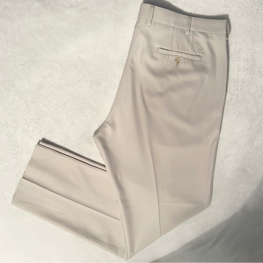 Peter Millar Crown Sport Performance Pants Men’s 40x32 Beige Khaki Golf Slacks